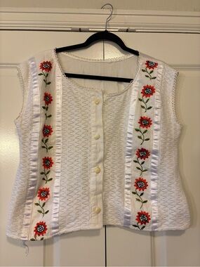White Embroidered Button-Front Women’s Top